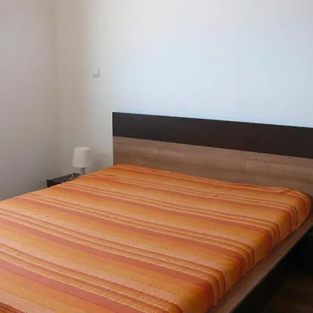 Complex Kentavar - Free Fast Wifi